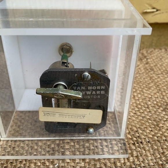 Vintage Van Horn Hayward Butterfly Music Box - Picture 5 of 5